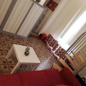 https://il-posto-giusto-station-rooms.palermohotels.org